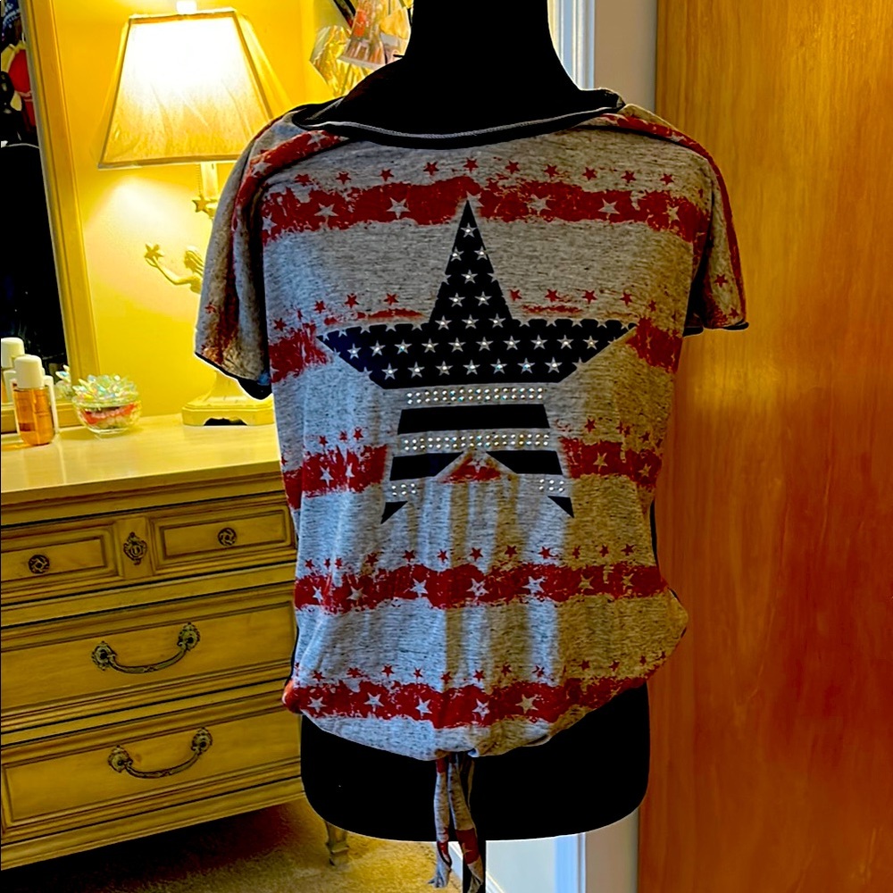 Star Patterned Women's Top- Star spangled!
Great patriotic T-shirt-